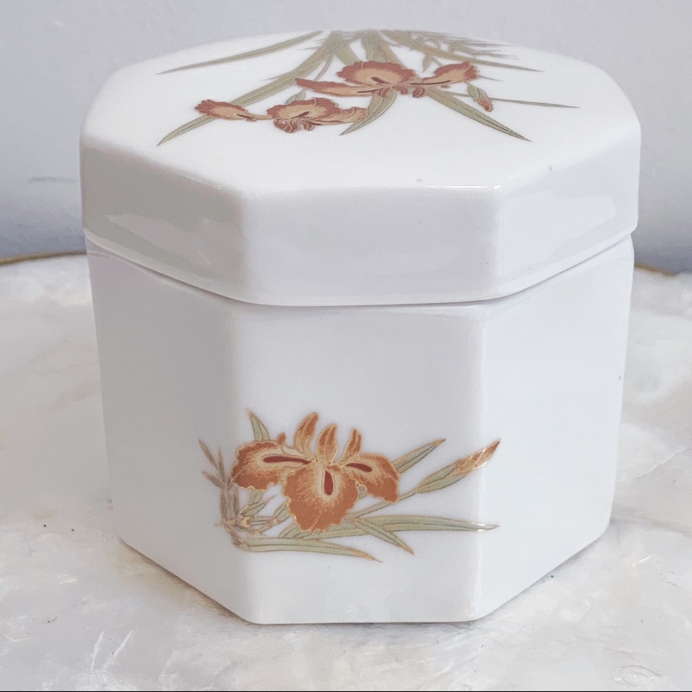 White Brown Iris Bone China Jewelry Trinket Box - Picture 2 of 8